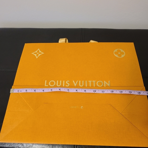 Holiday Edition LV Bag - Picture 5 of 5
